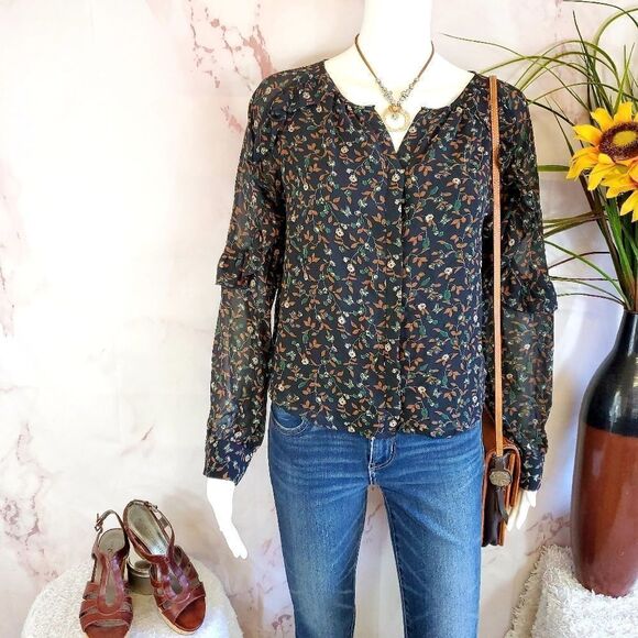Lucca beautiful print hidden button front blouse - Picture 1 of 7